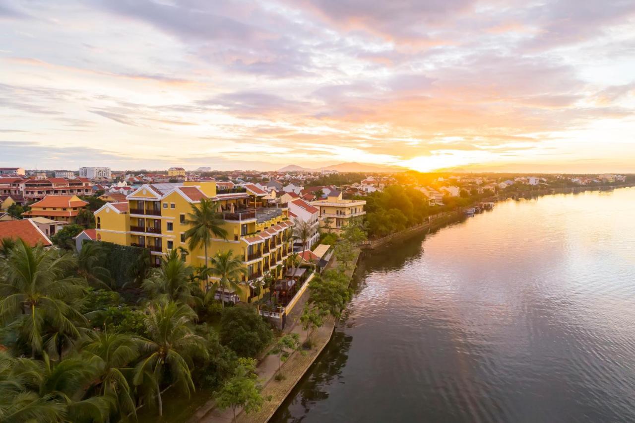 Little Riverside Hoi An . A Luxury Hotel & Spa Экстерьер фото Sunset over the Perfume River