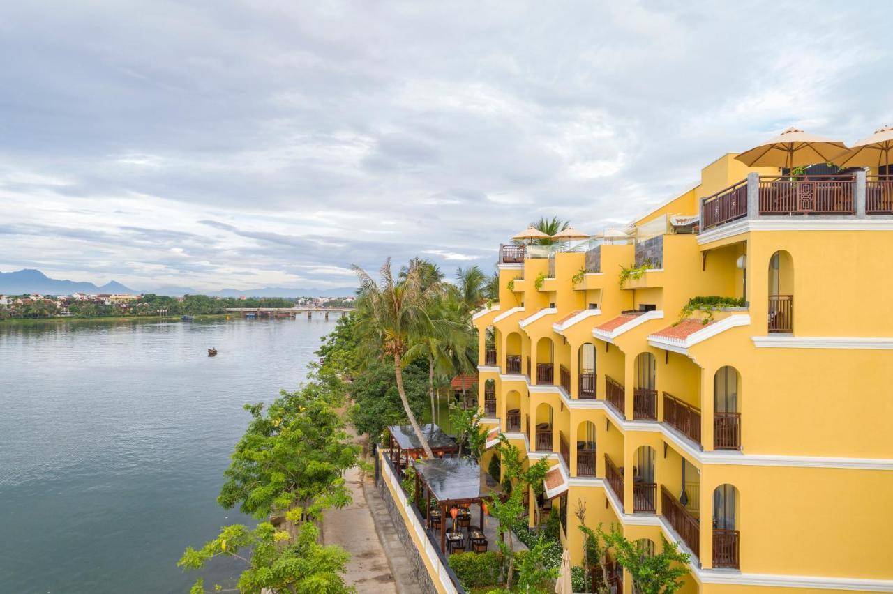 Little Riverside Hoi An . A Luxury Hotel & Spa Экстерьер фото The hotel's riverfront