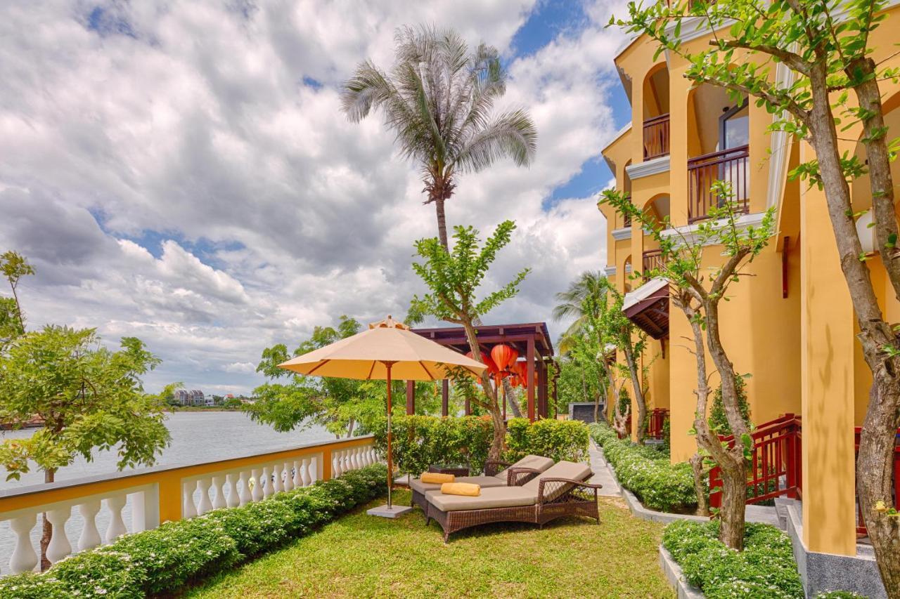 Little Riverside Hoi An . A Luxury Hotel & Spa Экстерьер фото The hotel's garden