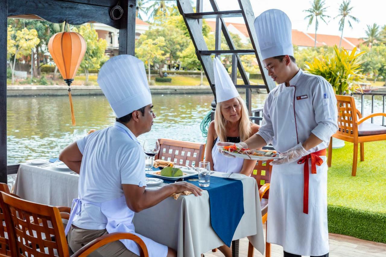Little Riverside Hoi An . A Luxury Hotel & Spa Экстерьер фото A restaurant in Hoi An, Vietnam
