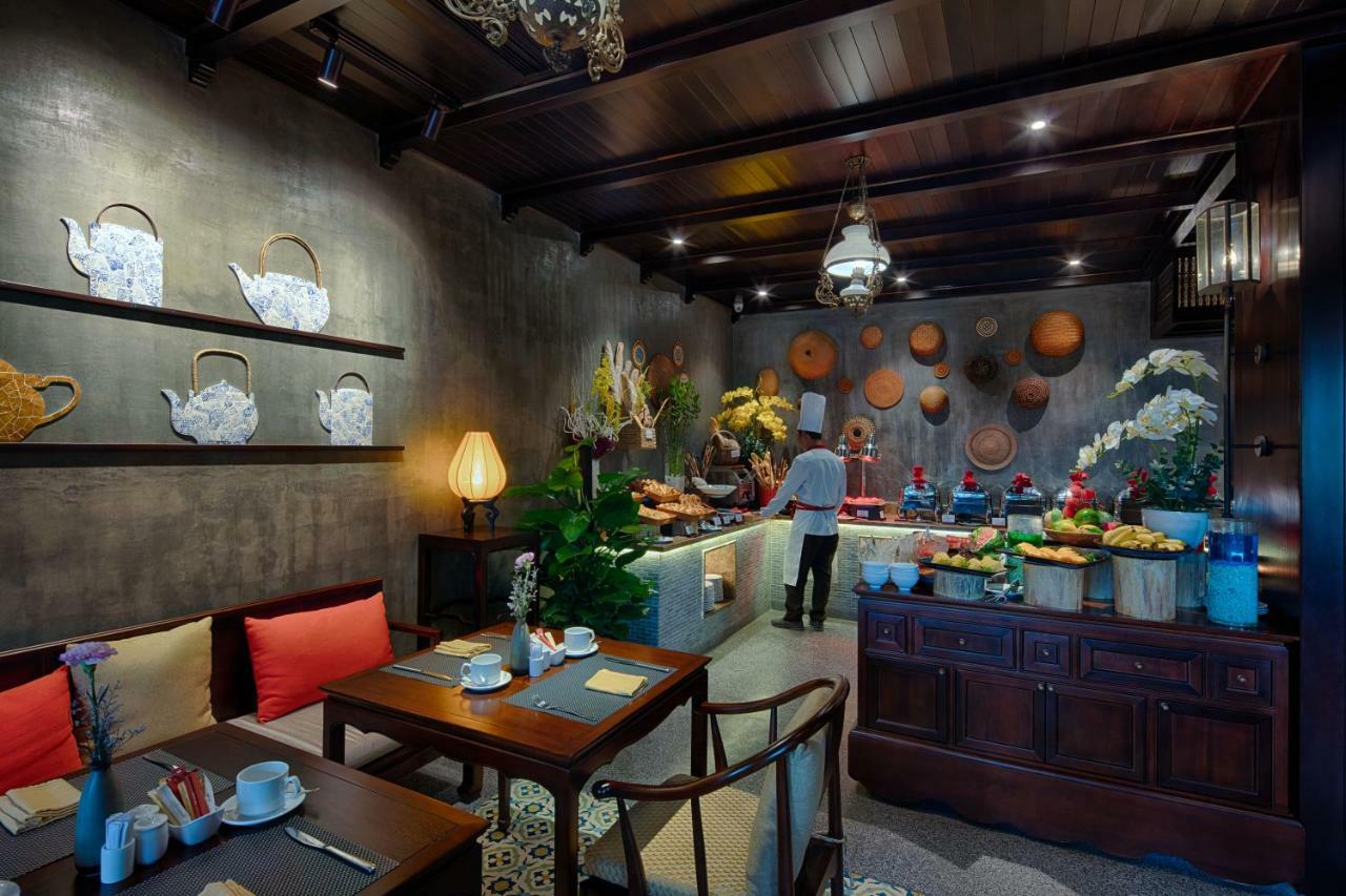 Little Riverside Hoi An . A Luxury Hotel & Spa Экстерьер фото The interior of the restaurant