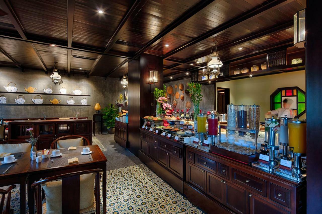 Little Riverside Hoi An . A Luxury Hotel & Spa Экстерьер фото The interior of the restaurant